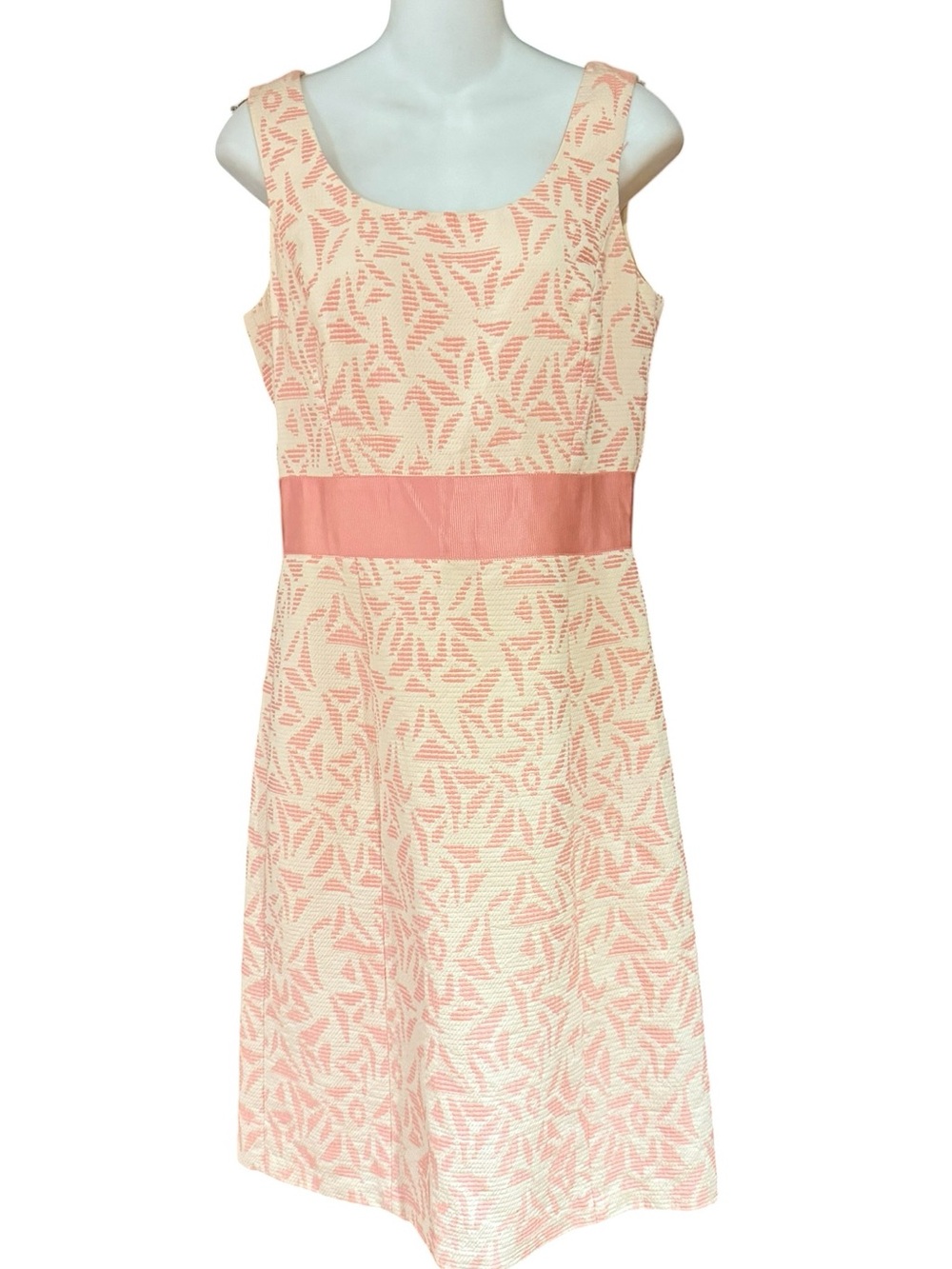 Ann Taylor Women’s Size 6 Sleeveless Coral Pink Patterned Dress